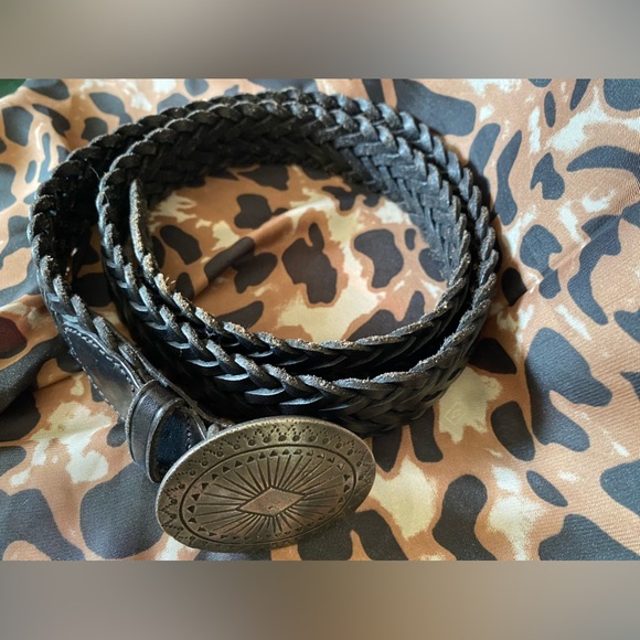 LL Bean black woven belt - Picture 3 of 6